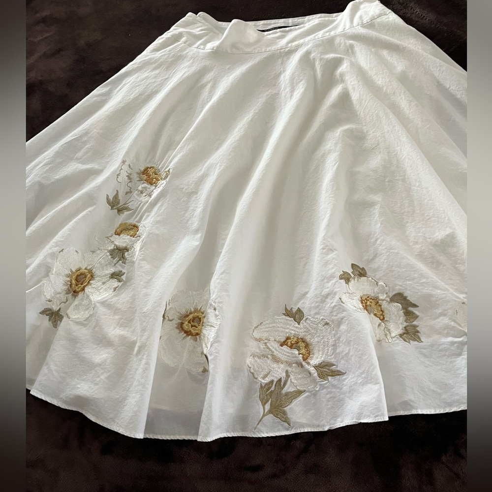 Issa & co. Cotton Embroidered Skirt 10 - Picture 6 of 12